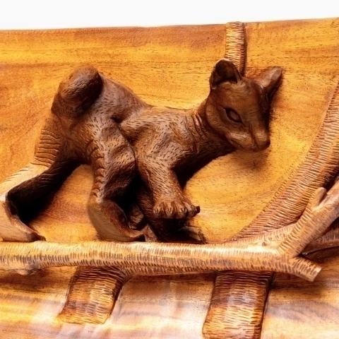 close-up view of the sculpture