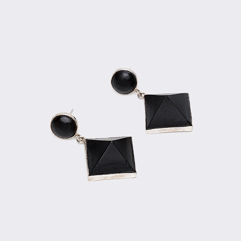 Studio shoot of the earrings 