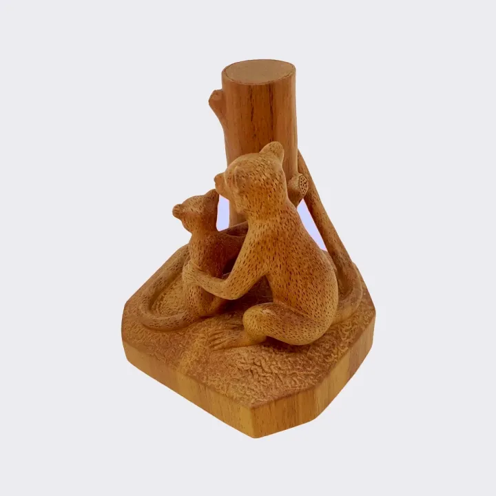 studio shoot of the sculpture