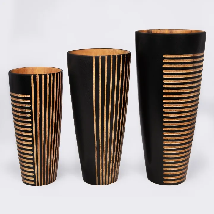 Handcrafted conical vase in solid wood, with a modern design of engraved vertical and horizontal lines.