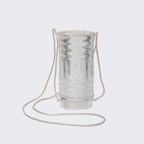 Studio solo of the Bag