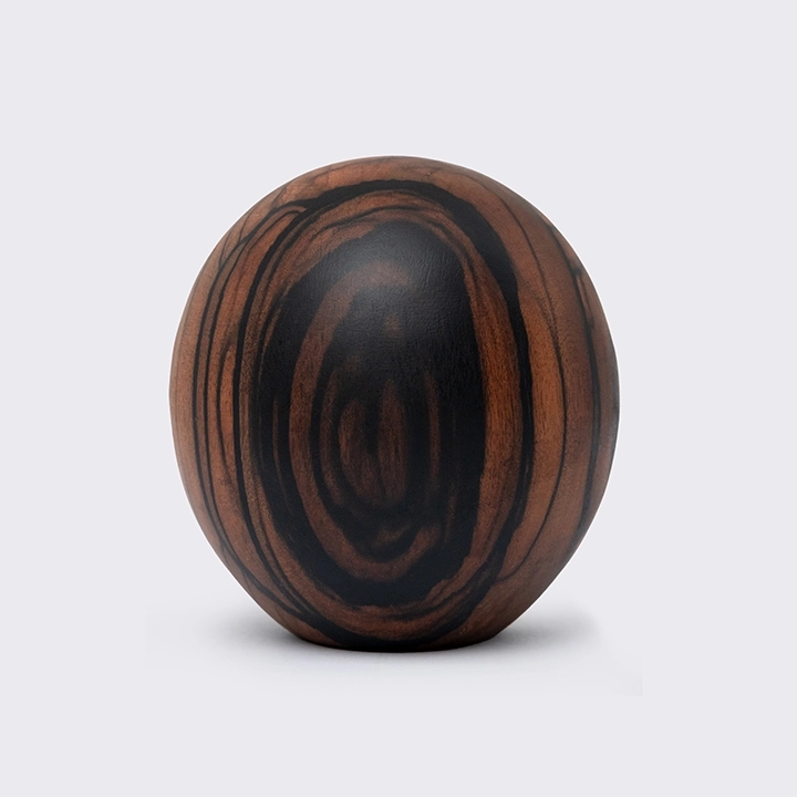 Rotating view highlighting the paper weight's features