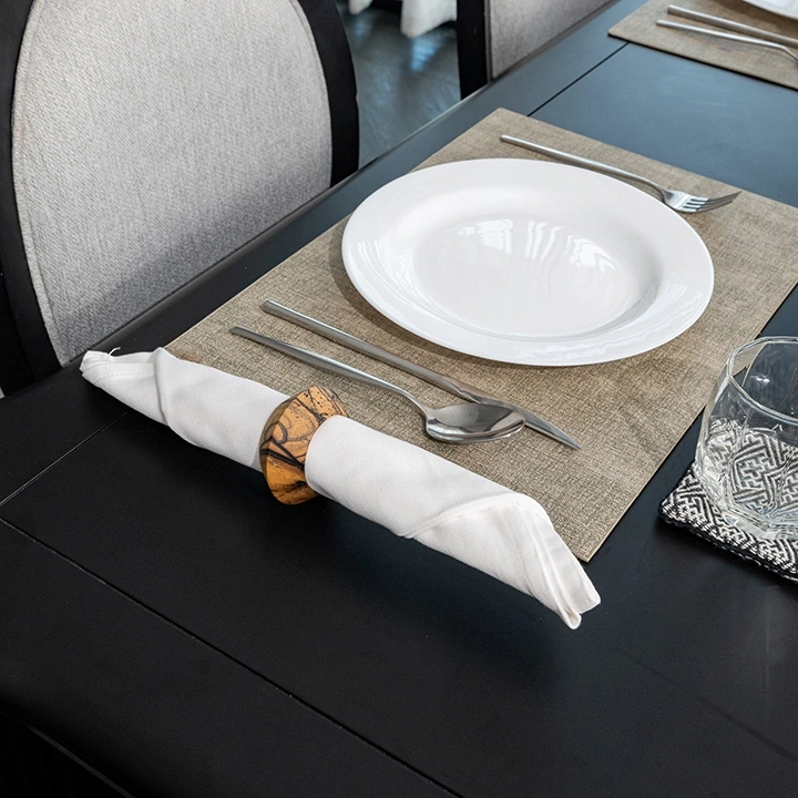 Image showcasing the Napkin rings in use.