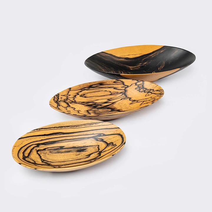 Close-up view of the bowl's details.