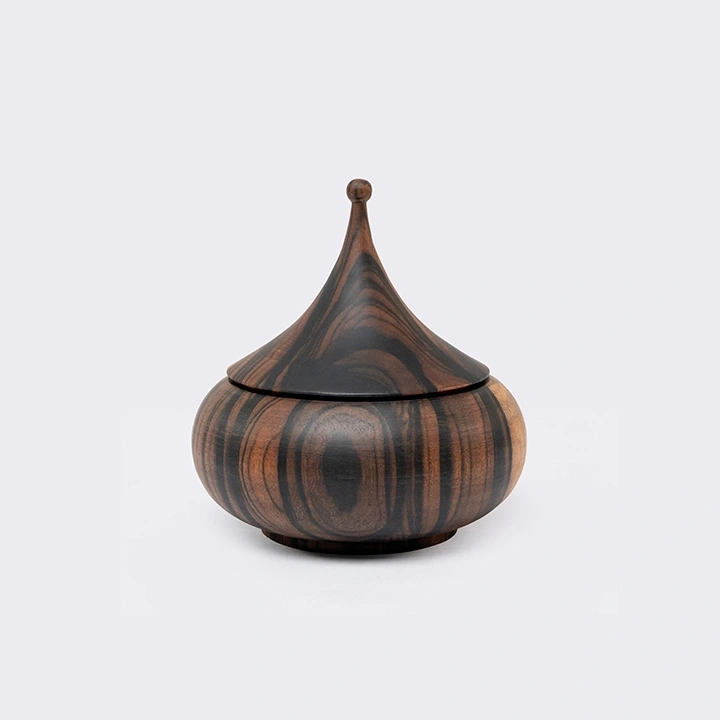 Studio shot of the box