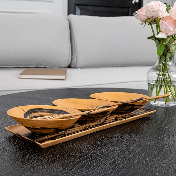 Close-up view of the tray's details.