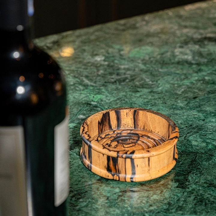 Rotating view highlighting the coaster's features