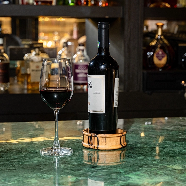 Rotating view highlighting the coaster's features