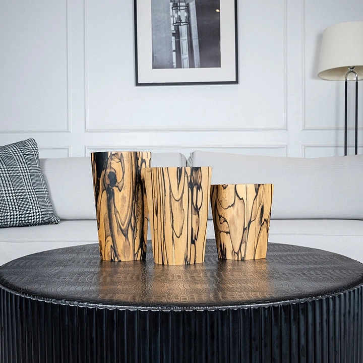 image showcasing the vase in use