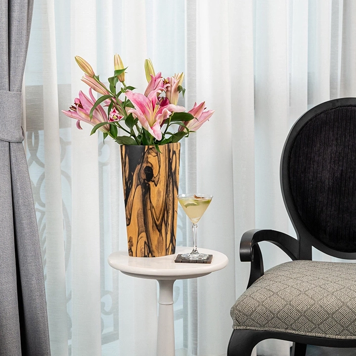 image showcasing the vase in use