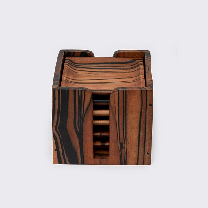 Rotating view highlighting the coaster's features