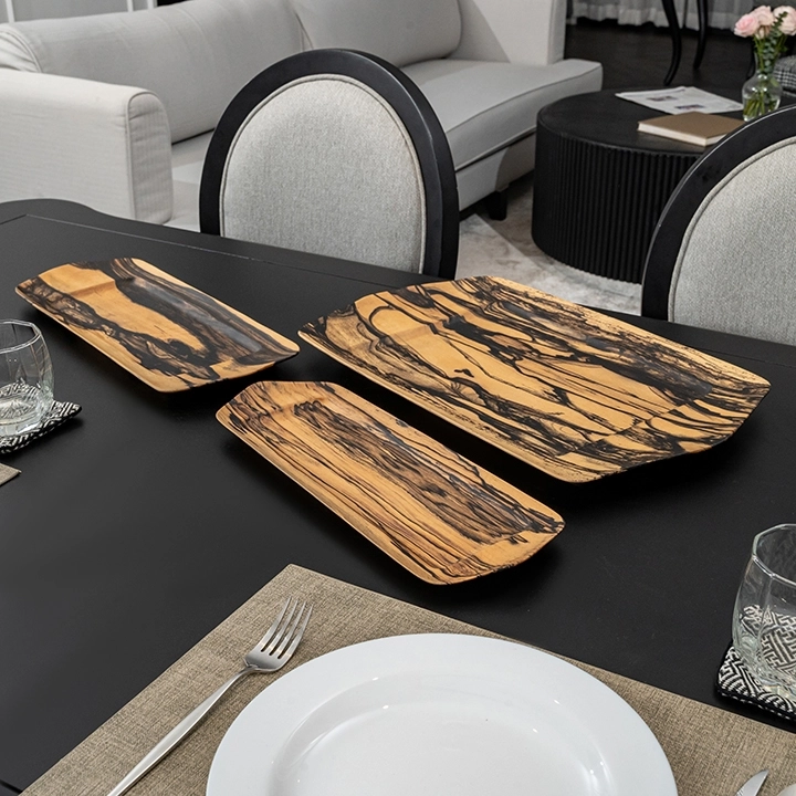 Studio shot of the tray.