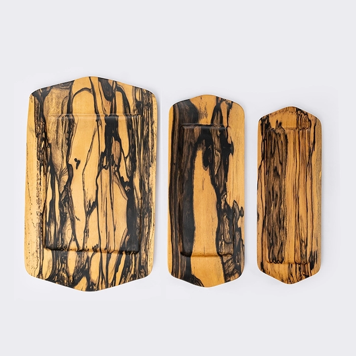 Studio shot of the tray.