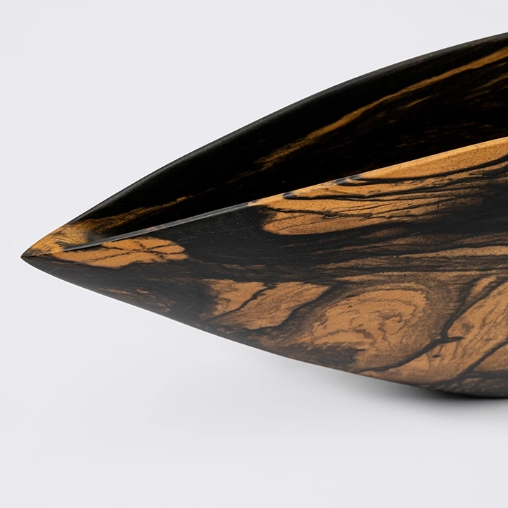 Close-up view of the vase's details.