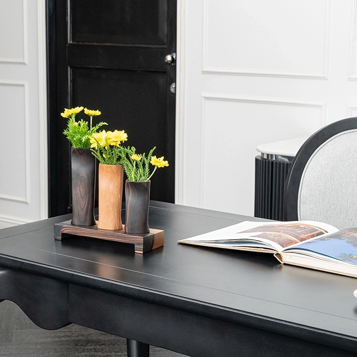 Image showcasing the vases in use.