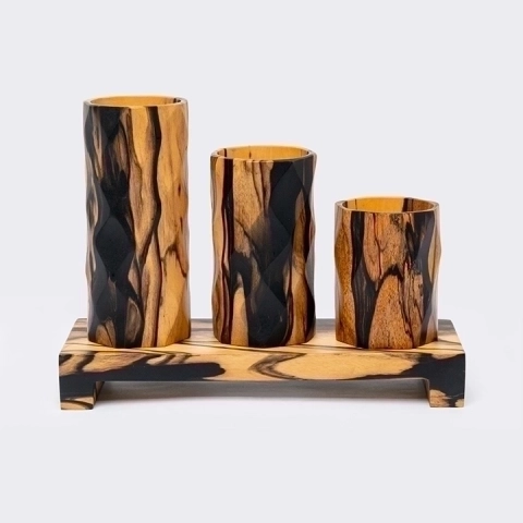 Studio picture of the Black and white Diamonds Pattern Cup