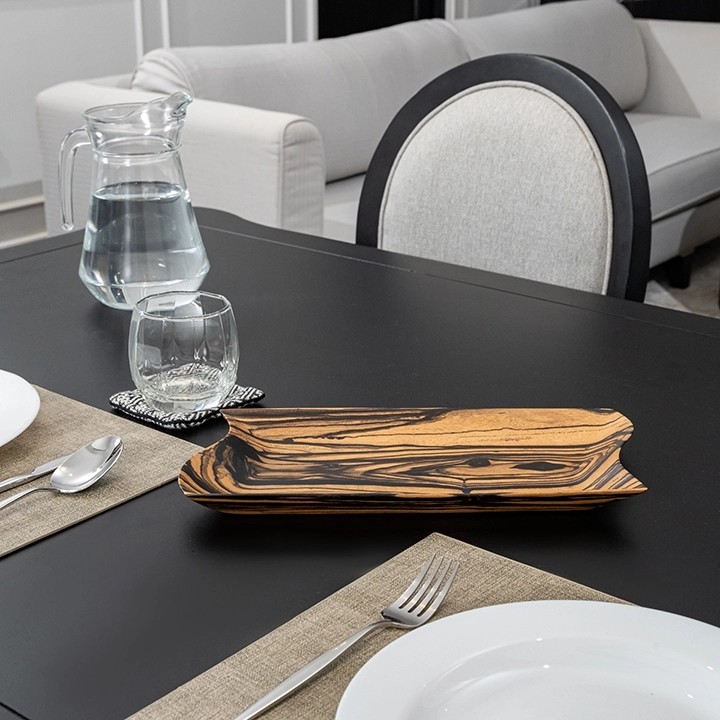 Picture in situ of the wavy platter