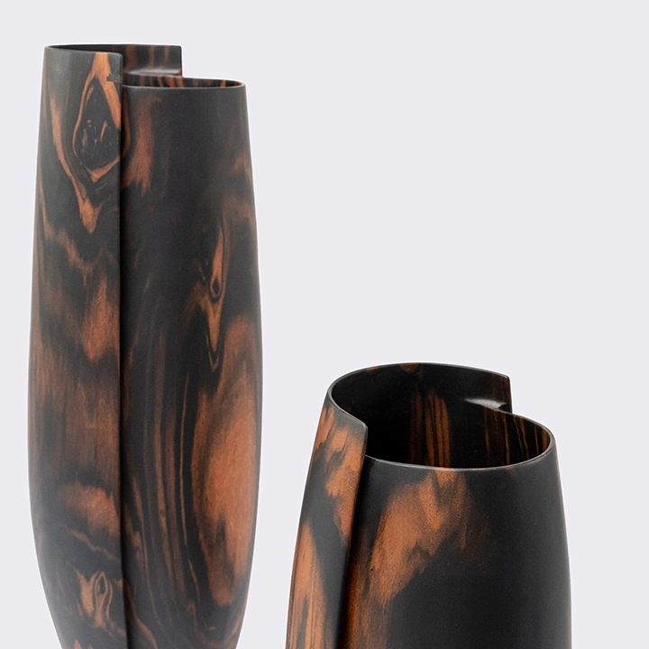 Rotating view highlighting the vase's features