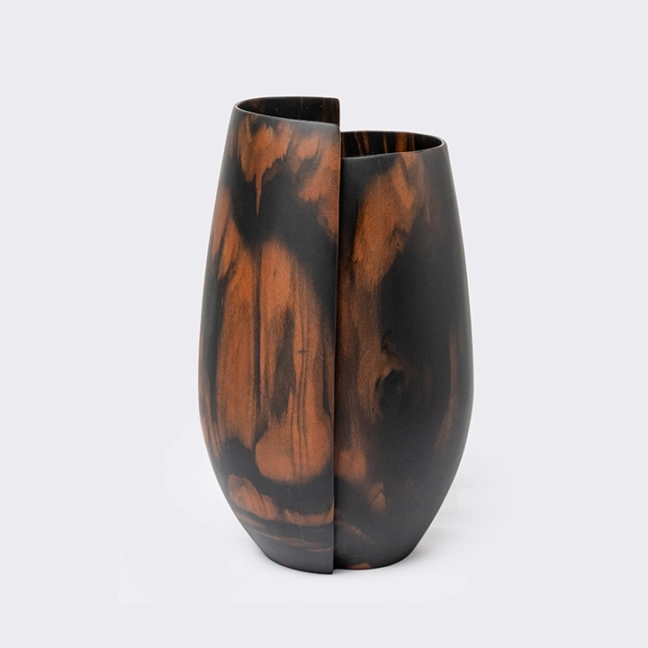 Rotating view highlighting the vase's features