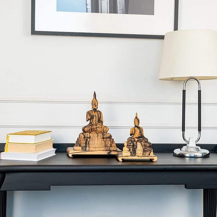 Picture in situ of the Sitting Buddha set.2