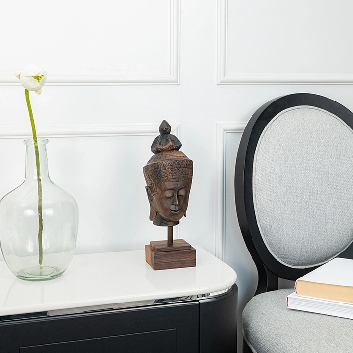 Picture in situ of the Groom Buddha