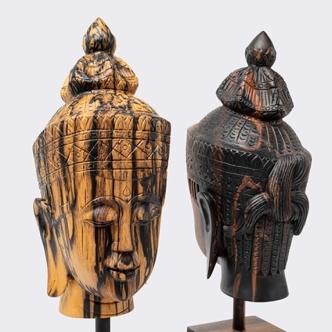 Detail Picture of the Groom Buddha