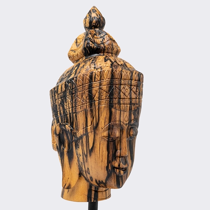 Detail Picture of the Groom Buddha