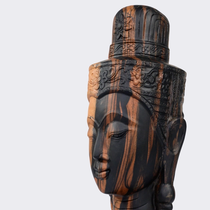 Rotating view highlighting the sculpture of Buddha's head's features.