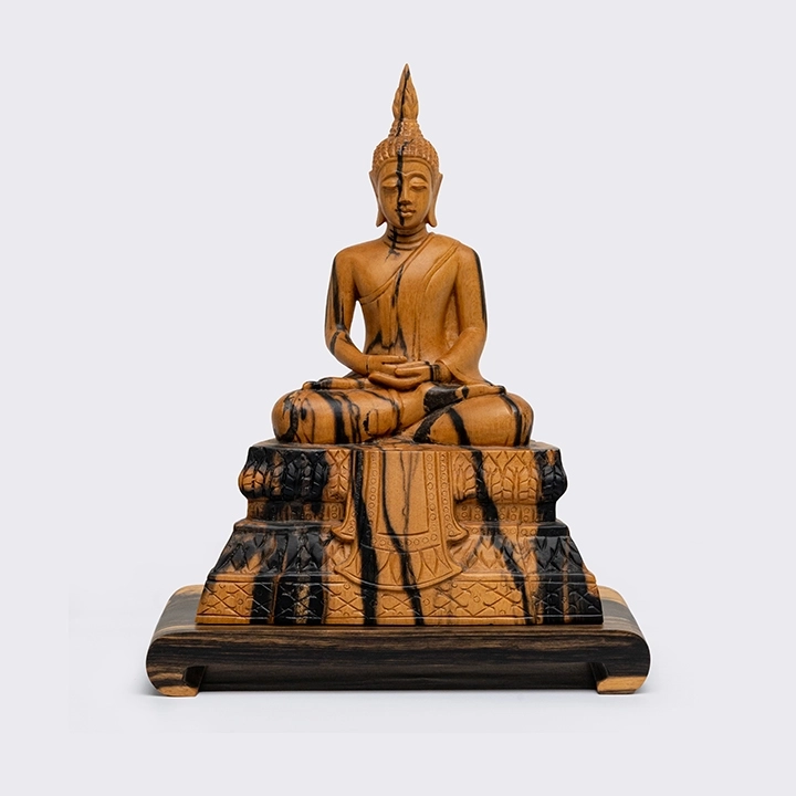 Rotating view highlighting the buddha sculpture's features.