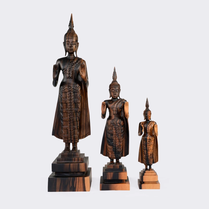 Rotating view highlighting the buddha sculpture's features.