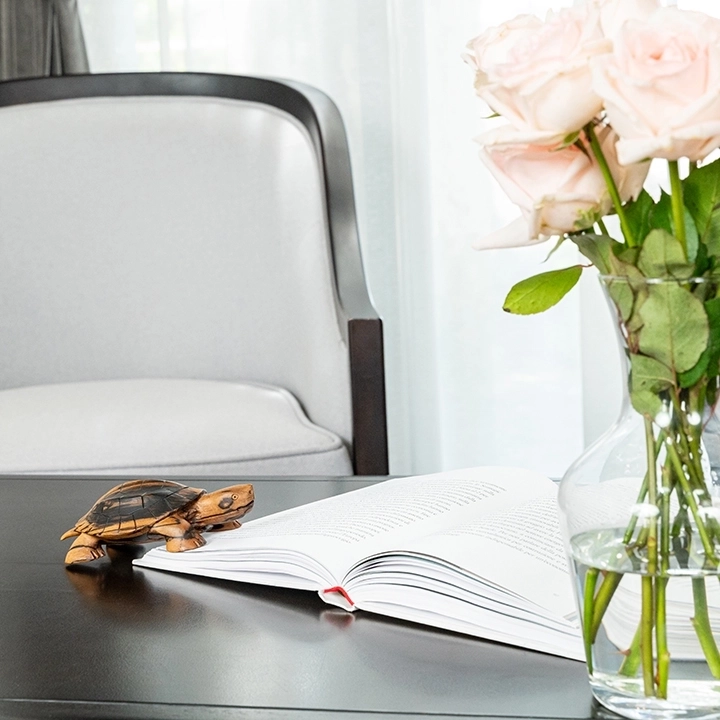 Studio shot of the sculpture