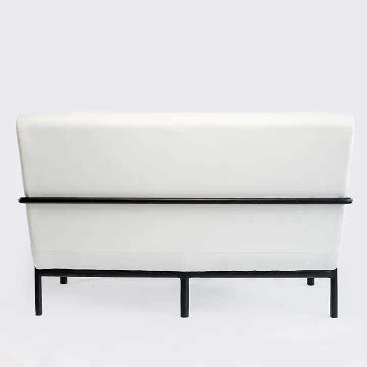 Detail studio picture of the sofa