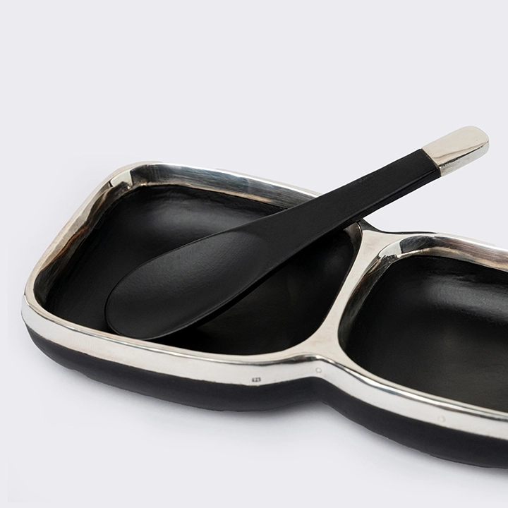 Studio shot of the tray