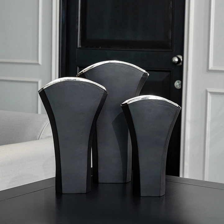 image showcasing the vase in use