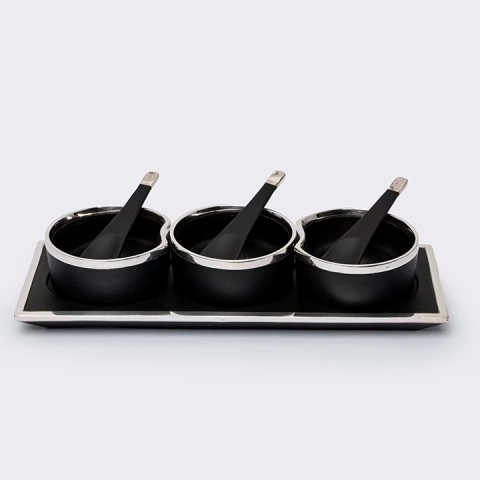 Studio shot of the tray