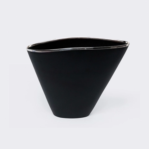 Studio picture of the vase