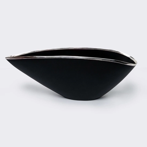 Studio picture of the vase