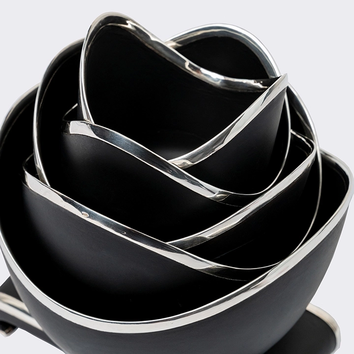 Close-up view of the bowl's details.