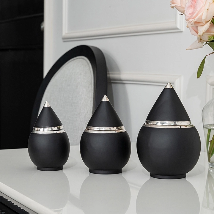 Picture in situ of the Jars