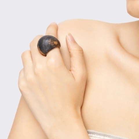 Image showcasing the ring in use