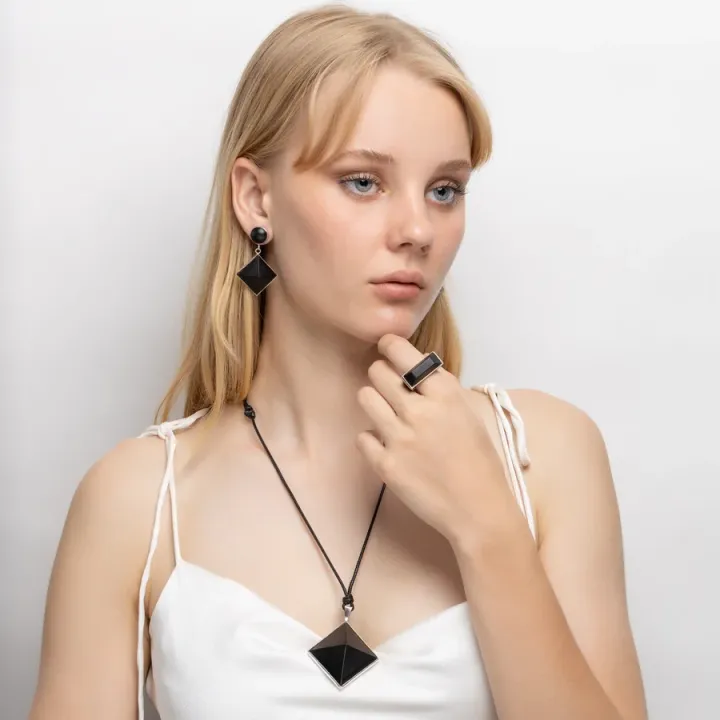 Studio shoot of the necklace